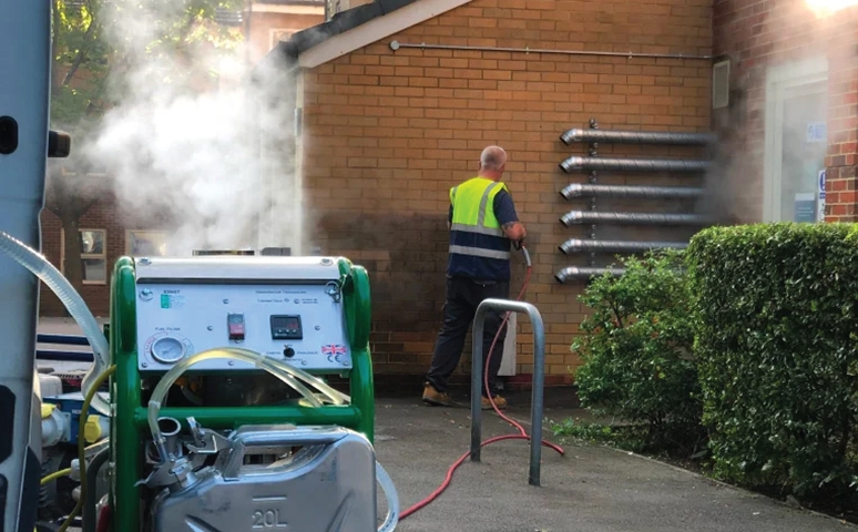 Steam-Cleaning